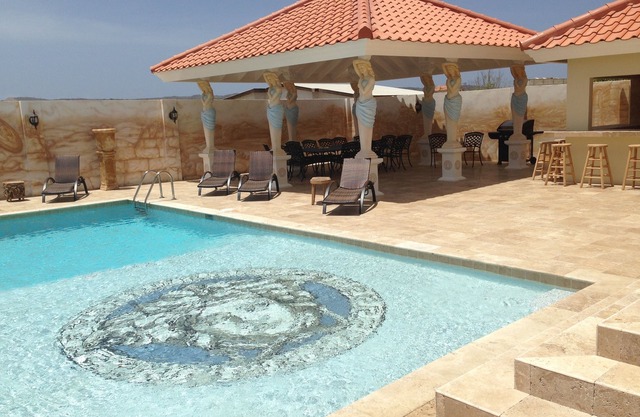 Newly Build - Across The Road from The Beach - 7 bdrm/7 bthrms