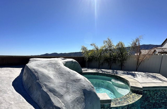 Newly Built 4 Bedroom 2.5 Bath Pool/Spa House near Temecula Vineyards