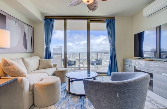 Newly Built at Sky Ala Moana 2 Bedroom! Great Oceanview! (SAW3508)