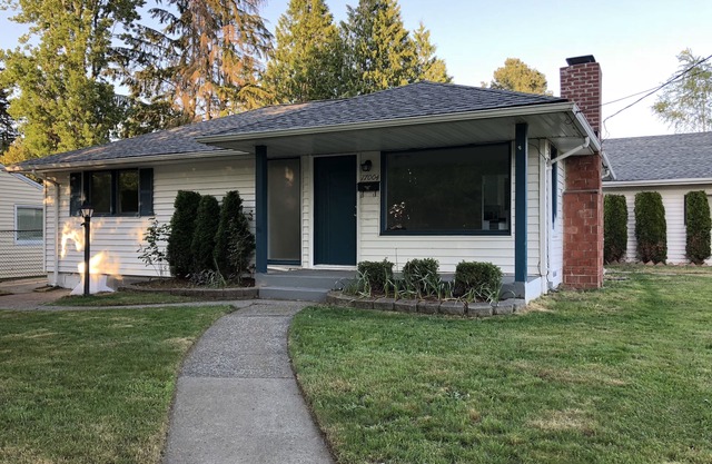 Newly remodeled 3-bedroom house