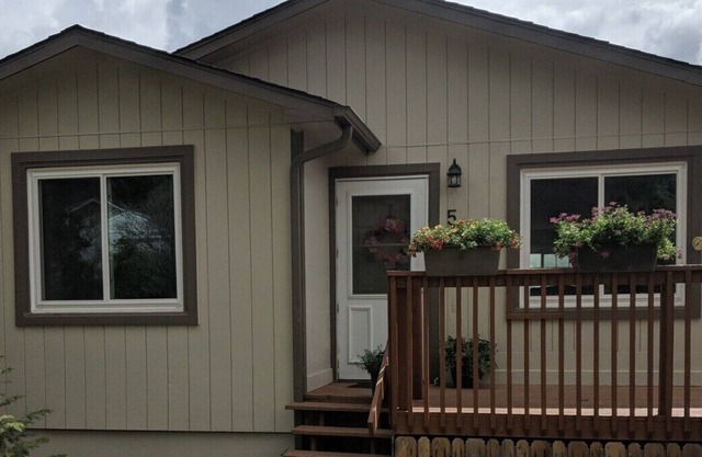 Newly remodeled home in gorgeous Palmer Lake! You won't believe the view and almost 1/4 acre lot