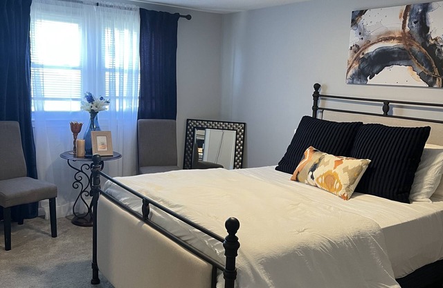 Newly Remodeled Home Minutes away from Boston.
