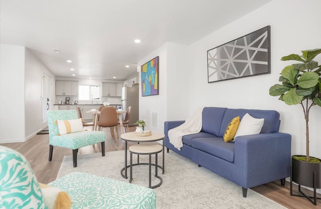 Newly Remodeled Walkout Basement w/Private Entry, full kitchen, private W/D