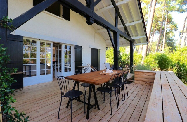 Newly renovated country house in a beautiful location, garden + terrace, quiet