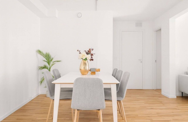 Newly renovated 3 BedRm, Spacious comtemporary Apt in Central Oslo-Grunnerlokka