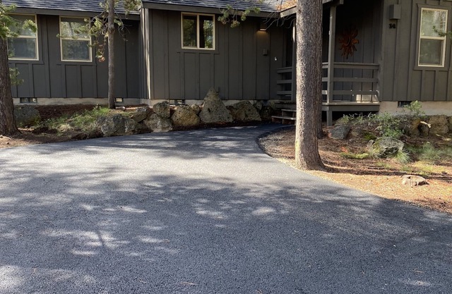 Newly Renovated 3 Br/2 Bath Sunriver Cabin With WiFi, A/C, Sharc Passes