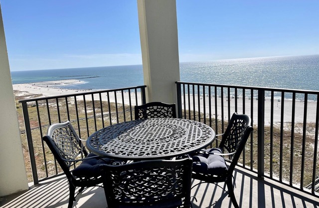 NEWLY RENOVATED Condo on the 14th Floor with Fabulous Gulf-Front Views!