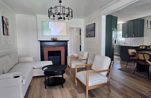 Newly Renovated Historic 3BR Retreat 10 Min to Downtown Cincy