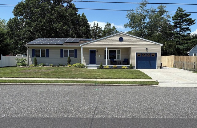 Newly renovated spacious 4bedroom house in 5 minutes from Ocean City
