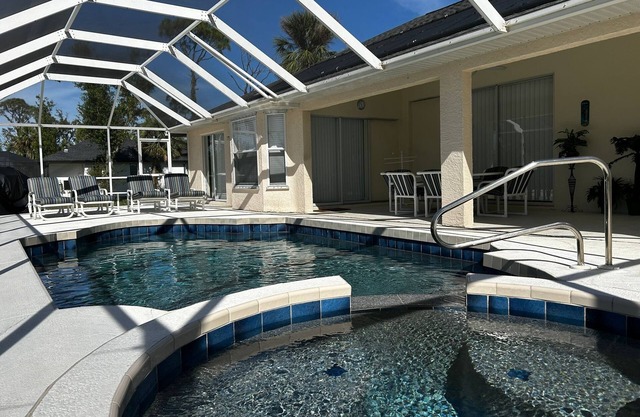 nFamily villa with great amenities, a luxurious pool, and stunning beaches!