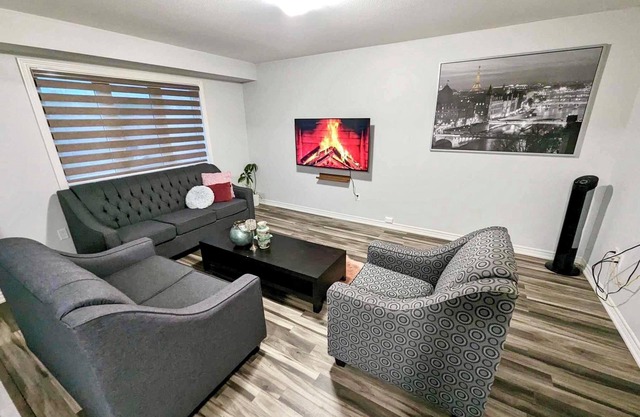 Niagara Getaway n4bdrm, 4bths. 18 min to Falls.n'Isla Paraiso Verde'