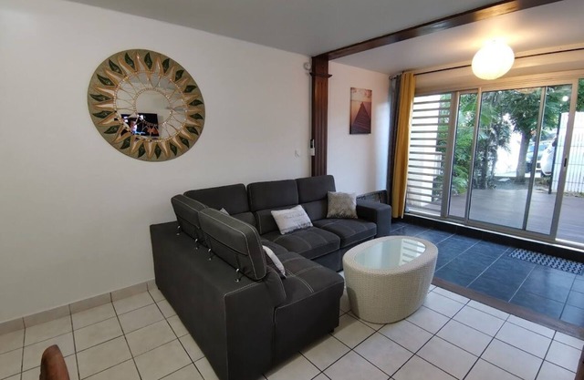 Nice apartment close to the beach and town center (Lockaze)