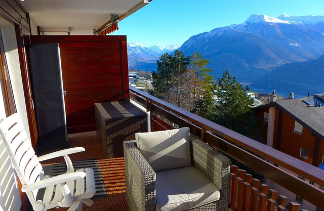 Nice apartment for 5 people with WIFI, TV and balcony