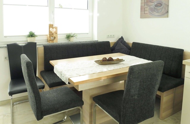 Nice apartment for 6 guests with WIFI, TV, terrace and parking
