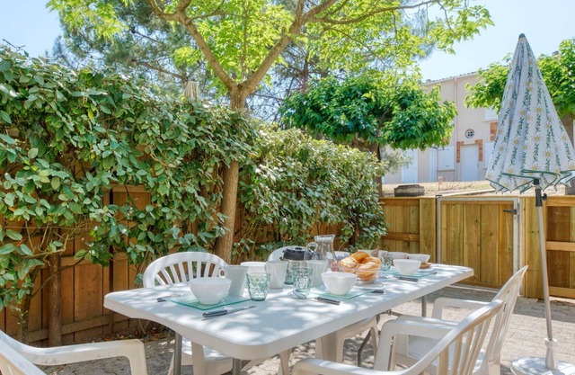 Nice apartment for 6 people with WIFI, TV, terrace and parking