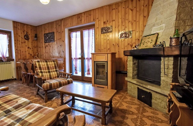 Nice apartment for 6 guests with WIFI, TV, terrace and parking