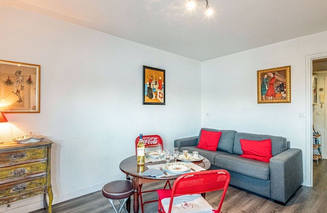 Nice apartment for 2 people with WIFI, TV and pets allowed