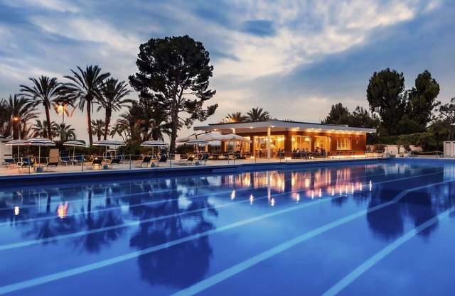 Nice apartment for 2 guests with A/C, WIFI, pool, balcony and parking