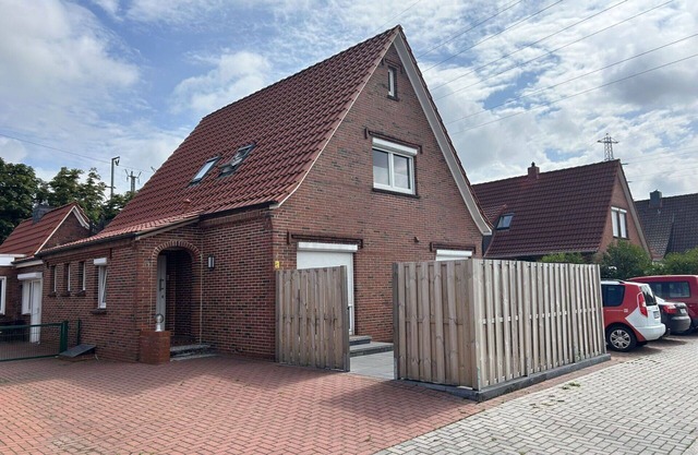 Nice apartment for 3 guests with WIFI, TV, balcony and parking