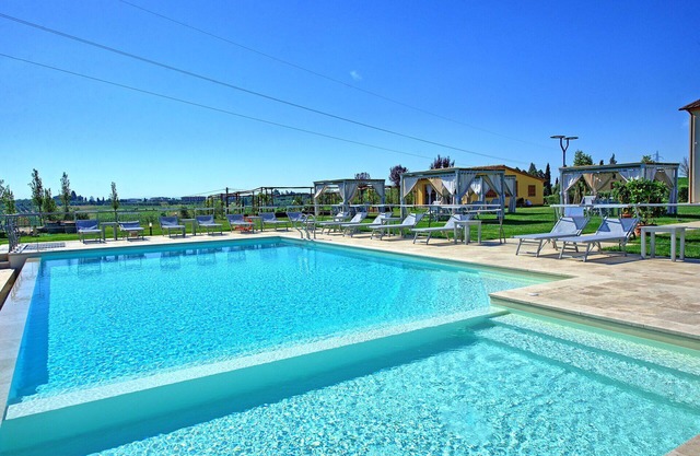 Nice apartment for 4 guests with pool, WIFI, A/C, TV, panoramic view and parking