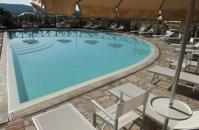 Nice apartment for 4 guests with pool, TV and panoramic view