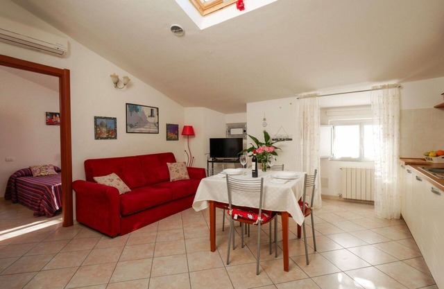 Nice apartment for 4 people with A/C, WIFI, TV and pets allowed