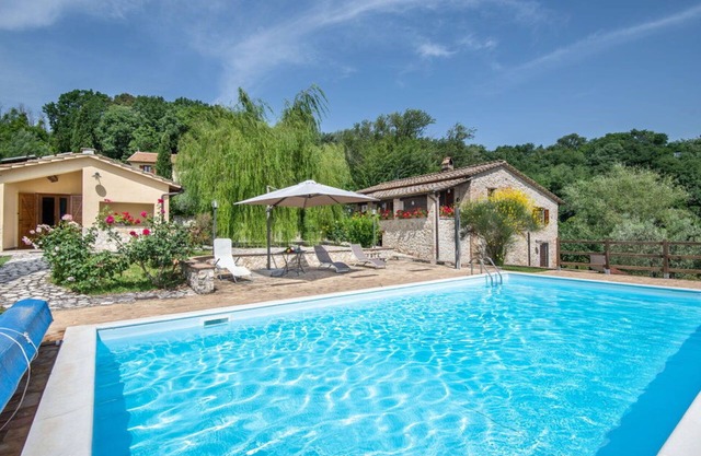 Nice apartment for 5 guests with A/C, WIFI, pool and TV