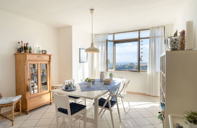 Nice apartment for 5 guests with WIFI, TV, balcony and pets allowed