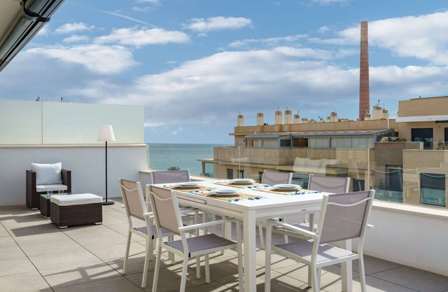 Nice apartment for 6 people with pool, A/C, WIFI, TV, terrace and parking
