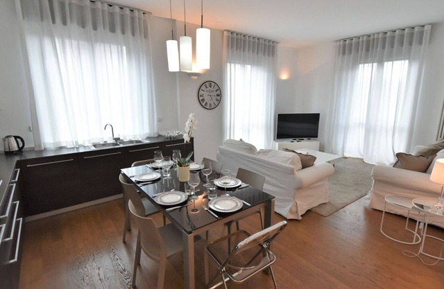 Nice apartment for 6 people with A/C, WIFI, TV and balcony
