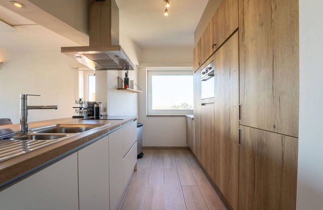 Nice apartment for 8 guests with WIFI, TV and balcony