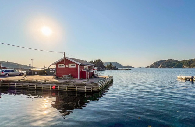 Nice apartment in Korshamn with house sea view