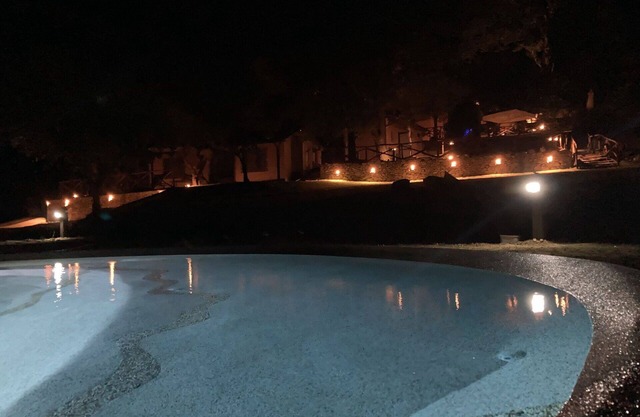 Nice apartment in villa for 5 guests with pool, A/C, WIFI, patio, pets allowed and parking