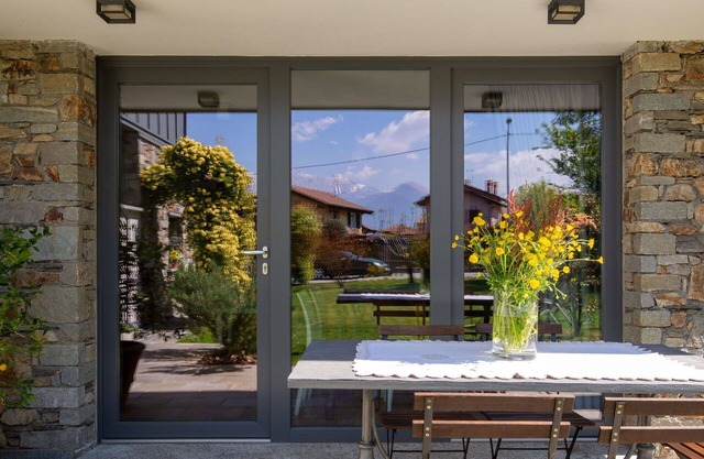 Nice apartment in villa for 4 guests with WIFI and terrace