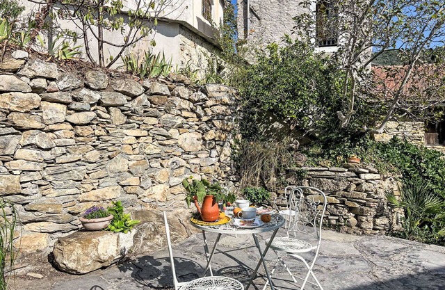 Nice apartment for 6 people with WIFI, TV, terrace and pets allowed