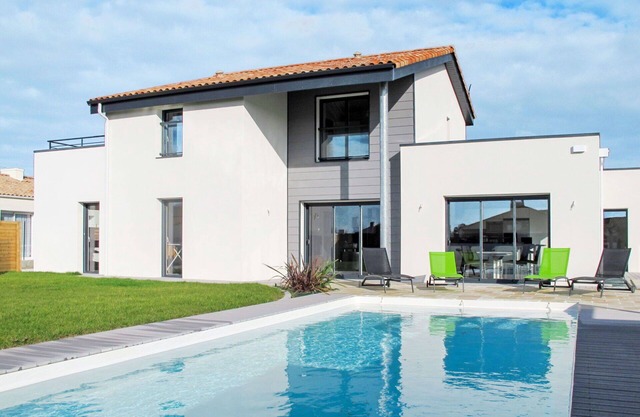 Nice apartment for 4 guests with pool, WIFI, TV, terrace and parking