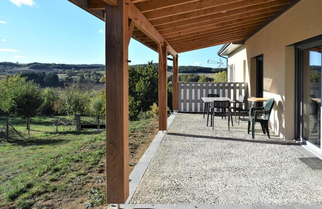 Nice Home In Galan With Kitchenette