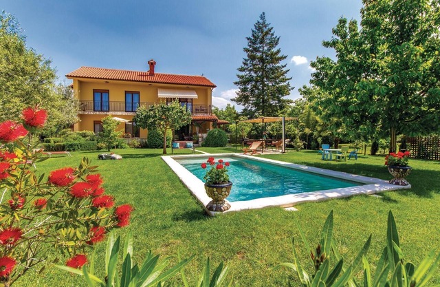 Nice home in Marcana with kitchen