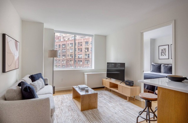 Nice Midtown East 2BR w/Doorman & Gym, nr Sutton Park, by Blueground