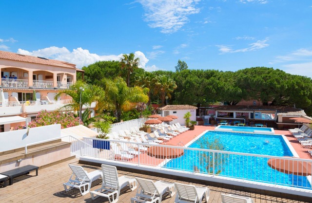 Nice T3 (2 bedrooms) 6 pers. 250m from the SEA with HEATED SWIMMING POOL & TENNIS (8)