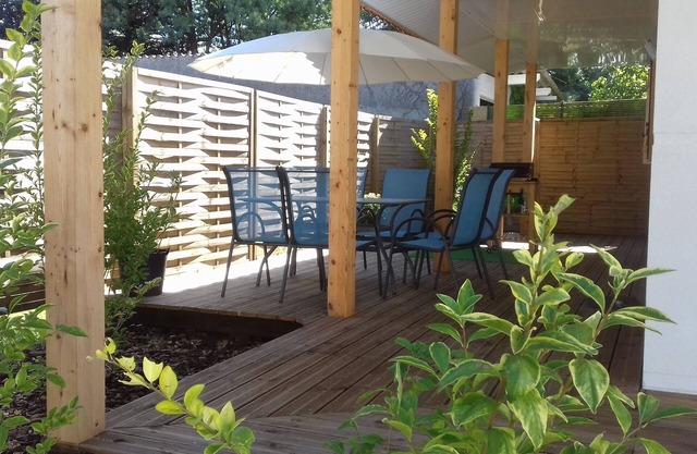 Nice T3 duplex apartment with air-conditioning and terrace (4 to 6 p) near oyster port
