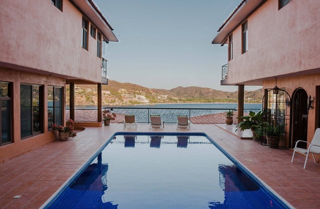 Nice vacation place to relax under the hot sun of zihuatanejo