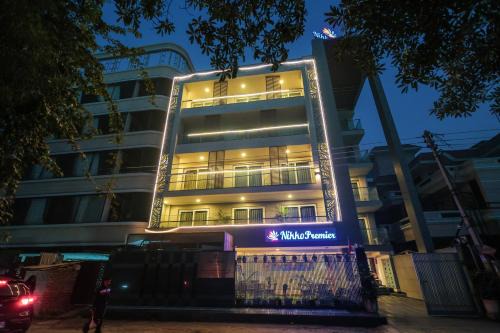 Nikko Premier - Near Medanta Hospital