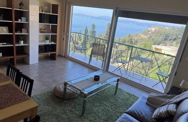 Nissaki Rooftop Oceanview two bedroom apartment with WiFi and air conditioning