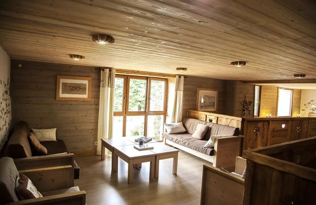 Noémie's Farm - 9 room chalet 15 people