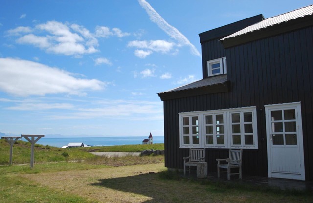 NO 1 in Iceland West. Best View Cottage.