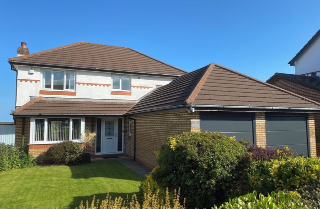 No.48 Falmouth - 10 minutes walk to the beach (Sleeps 4)