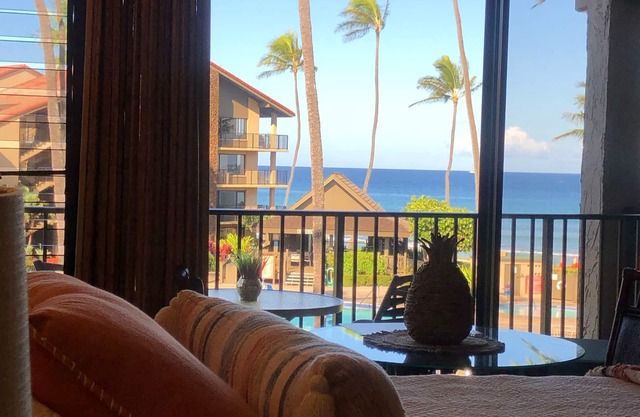 NO RESORT or PARKING FEES! Relax in this beautiful ocean view studio condo!