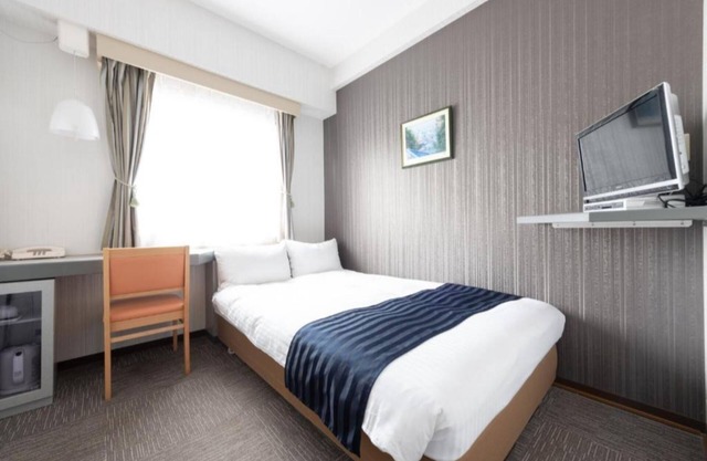 Nonsmoking Main building semidouble room wi/Tottori Tottori