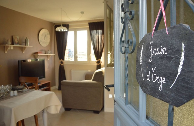Normandy cocoon for couples with table d'hôtes, workshops and unspoilt nature